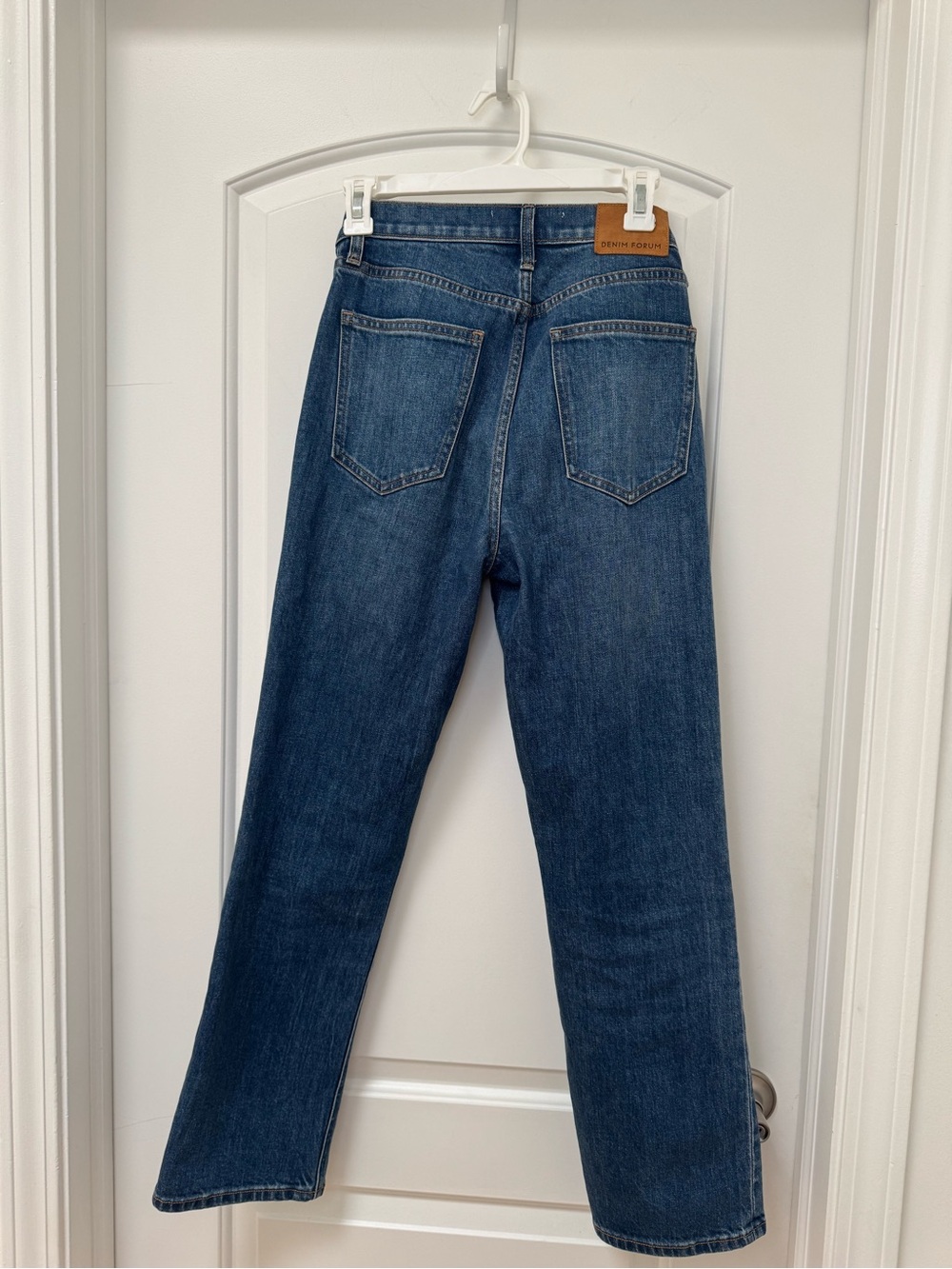 Aritzia Arlo Denim Forum Women's Blue High Waist Straight-Leg Jeans - Picture 5 of 8